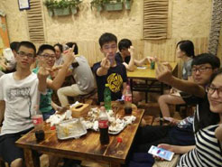 张港镇烧烤加盟,学烧烤技术,开烧烤店多少钱疯狂烤翅加盟